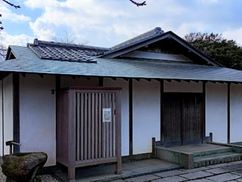 姫路城　桜　トイレ